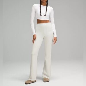 lululemon Brushed Softstreme Ribbed Zip-Flared
Pant 32.5" in color bone sz. 6!!